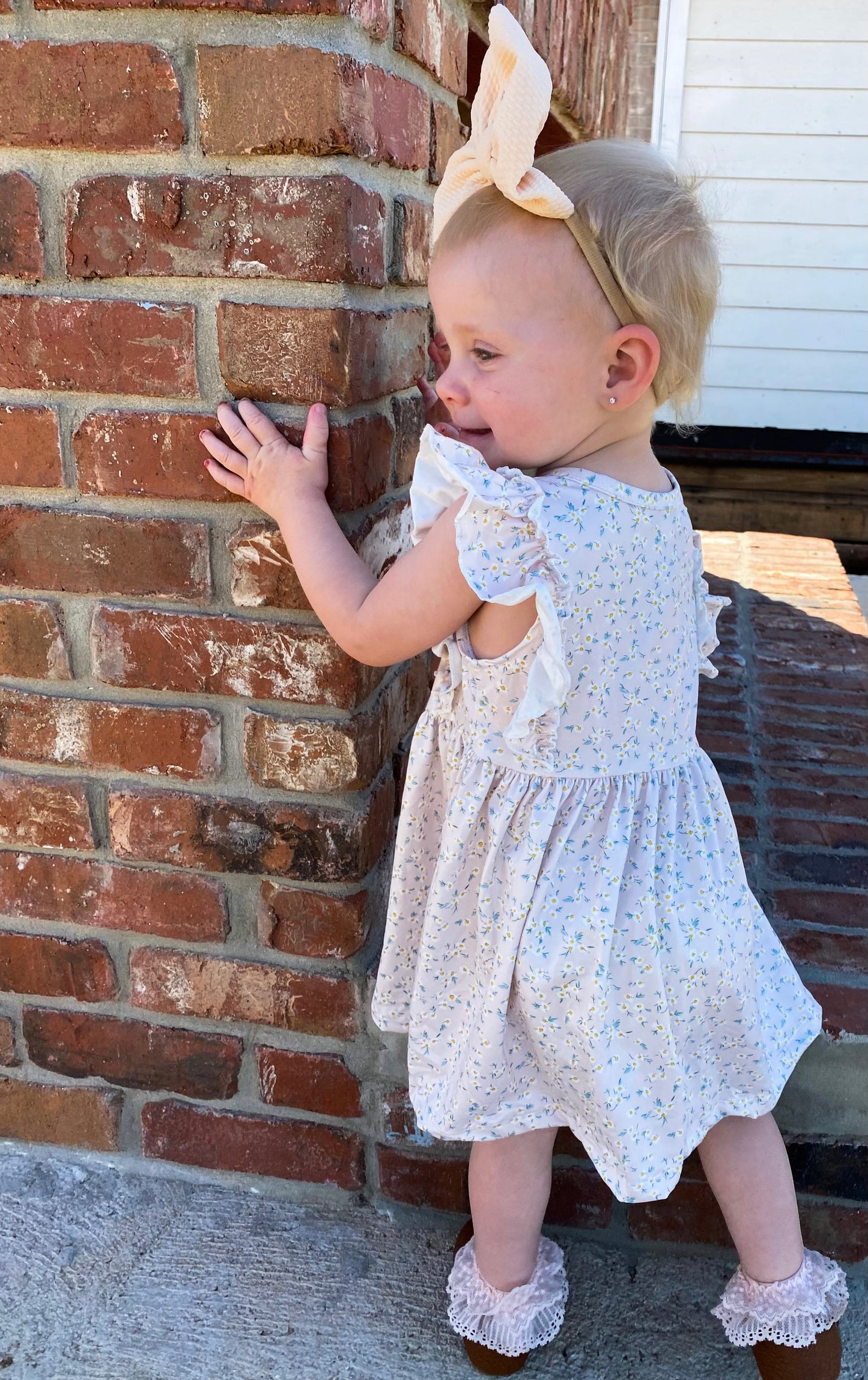 Dainty Daffodil Ruffle Sleeve Dress